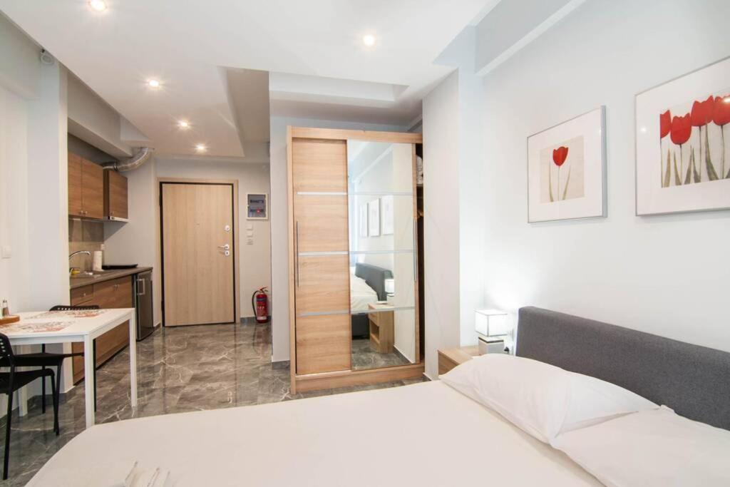 Cosy Studio For 2 People In The City Center Apartment Athena Bagian luar foto
